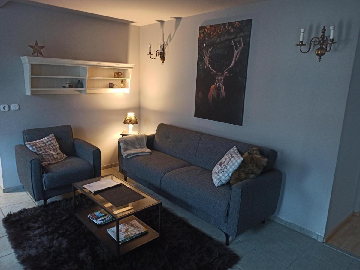 Ferienwohnung "Frieda" Breitenstein Exteriör bild