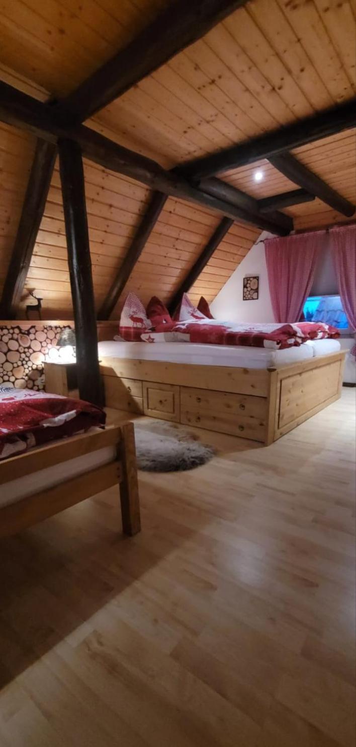 Ferienwohnung "Frieda" Breitenstein Exteriör bild